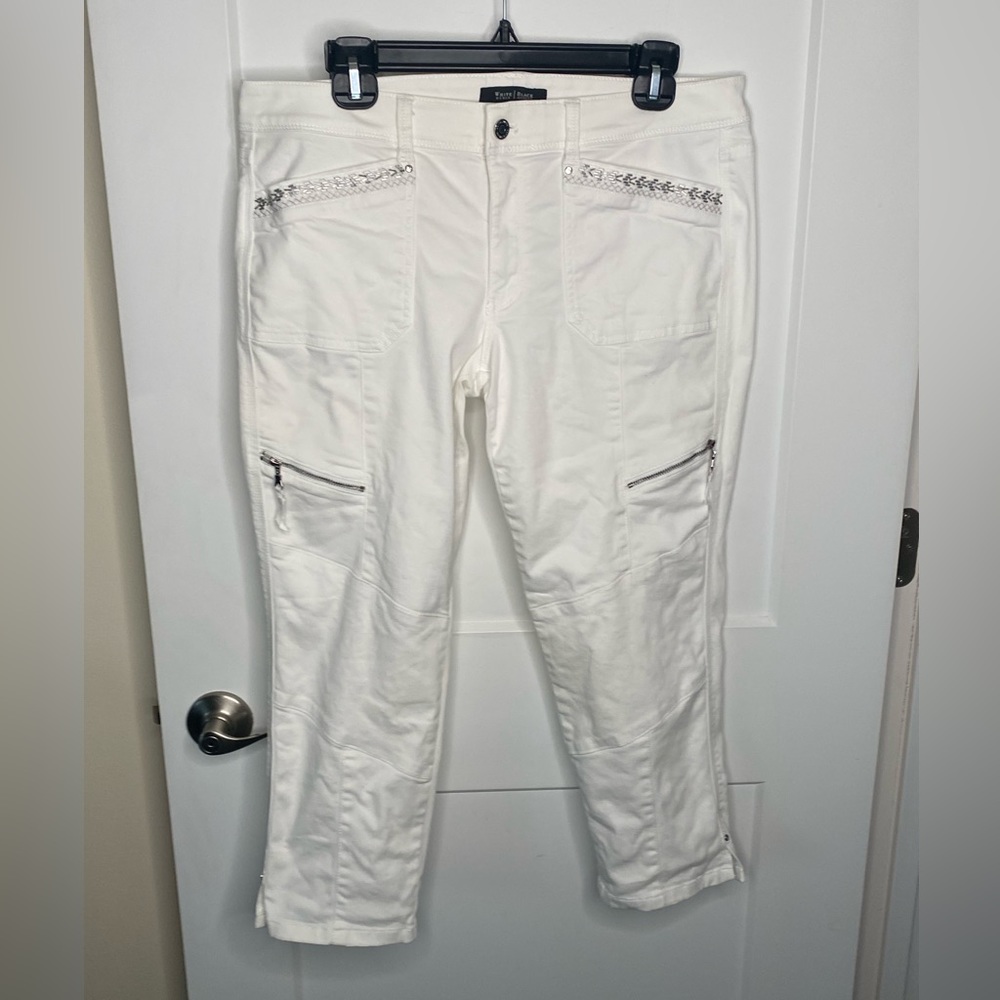 White House Black Market Zipper Beaded Details Crop Ankle Jeans Size 12